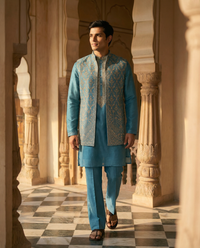 Pyaar Mein Embroidered Kurta Set