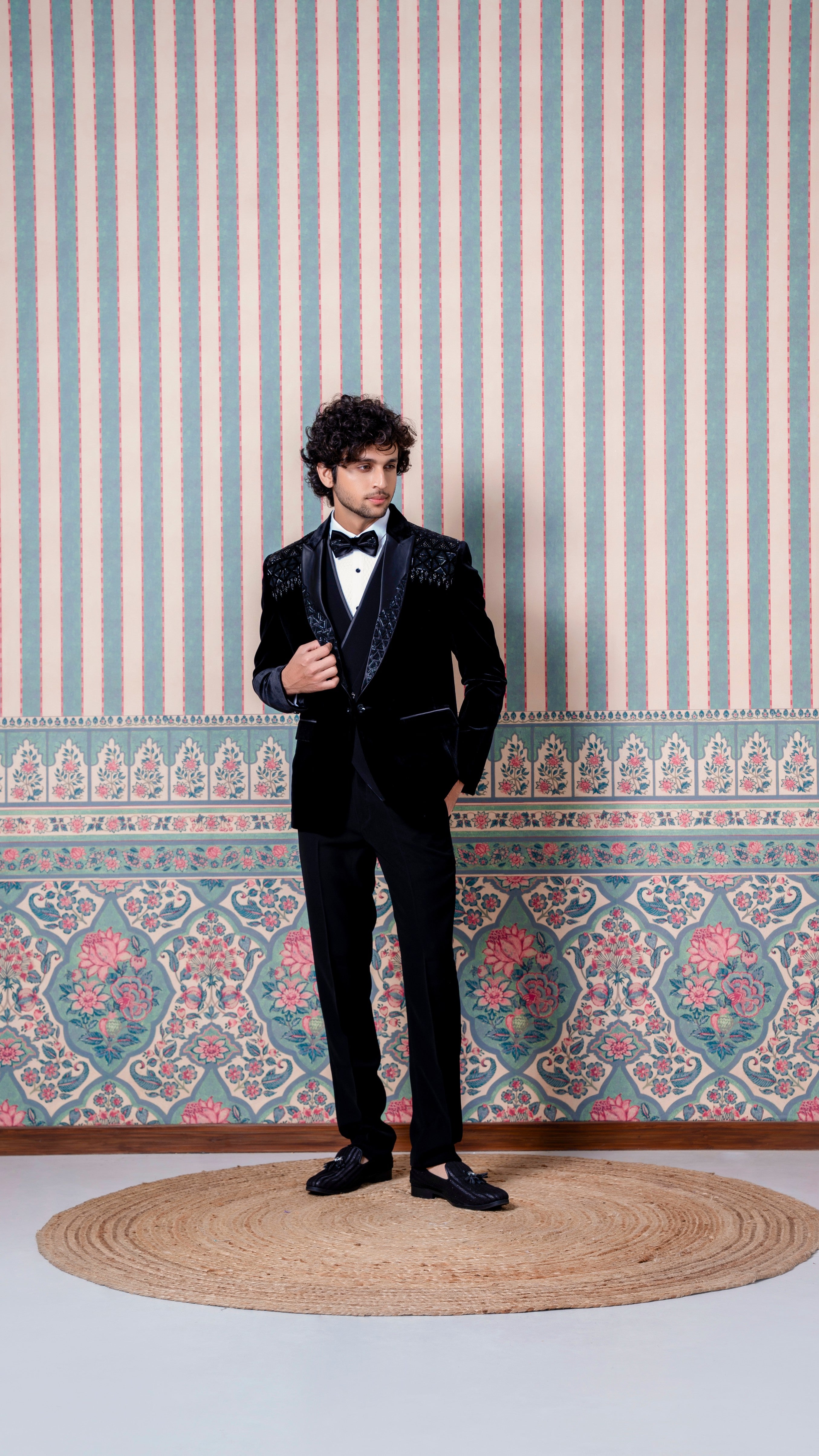 The Noir Échelon Tuxedo